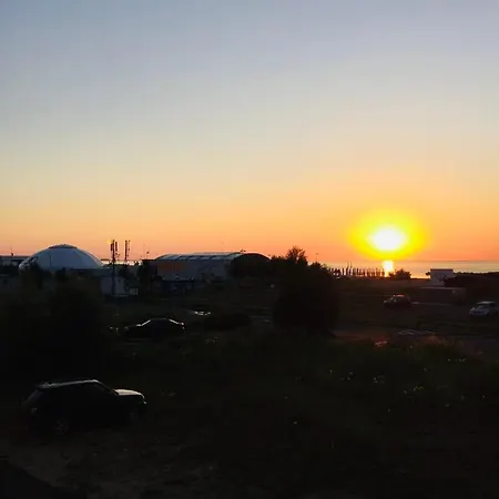 Alcovista Summerland *