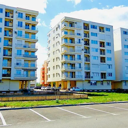 Alcovista Summerland *